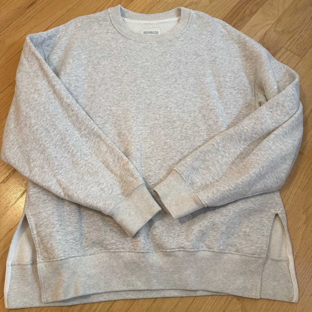 Abercrombie sweatshirt
